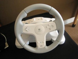 Logitech Speed Force Wireless - Vô lăng lái xe độc quyền cho Wii 