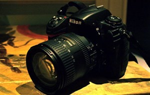 Ngắm bộ đôi Nikon D3000 và D300s