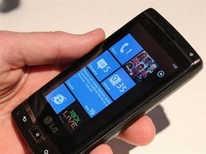 Nhận lệnh qua giọng nói trên Windows Phone 7