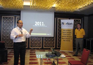 Symantec mời dùng thử Norton 2011