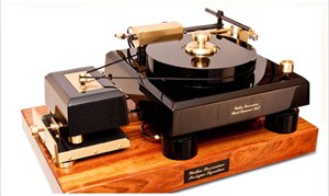 Walker Audio giới thiệu turntable cao cấp mới