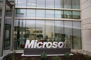 Microsoft và thương vụ Google-Motorola