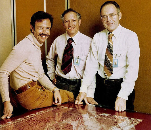 Steve Jobs ra đi, Apple sẽ theo chân Microsoft, Sun hay Intel?