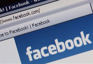 Trang Facebook không hề có tới 1.000 tỷ lượt xem?