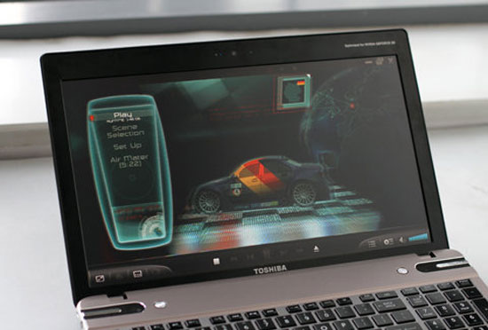 Laptop 3D không kính cấu hình 'khủng' tại VN