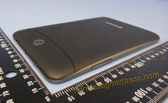 Lenovo lộ ảnh tablet 7 inch giá rẻ
