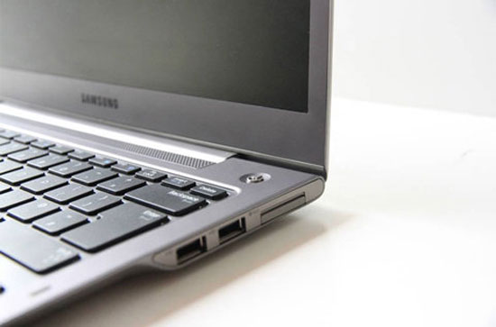 Samsung ra laptop series 5 giá "mềm"