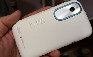 HTC Desire X lõi kép xuất hiện, bán ở VN tháng 9