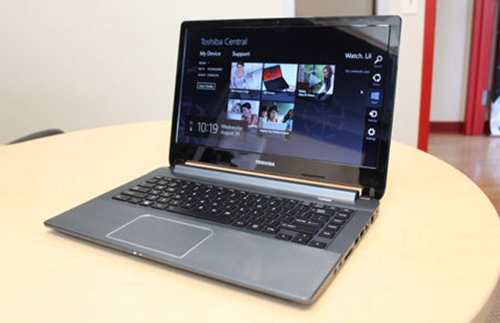 Toshiba ra ultrabook cảm ứng và laptop Windows 8 giá 600 USD