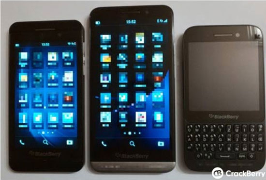 BlackBerry Z30 (giữa) so sánh cùng BlackBerry Z10 trái và Q5 bên phải. Lộ diện BlackBerry Z30 màn hình 5 inch