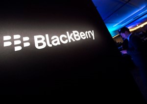 Thêm 3 quan chức cao cấp phải chia tay BlackBerry