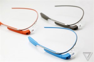 Google Glass sẽ có giá 300 USD