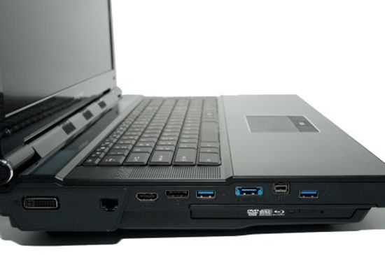 Máy tính xách tay đầu tiên có ổ cứng 6 TB