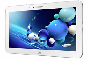 Tablet Windows 8 có bàn phím rời của Samsung giá 700 USD