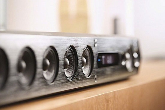 Sony HT-ST7 khoác lớp vỏ bằng nhôm màu đen sang trọng Loa Sony HT-ST7 chất âm như rạp hát chuyên nghiệp