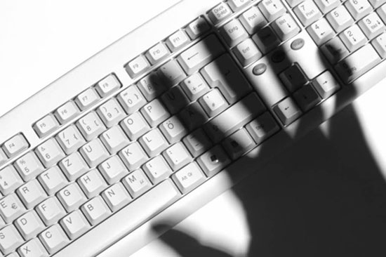 Tội phạm ảo 7 kịch bản kinh hoàng về tội phạm ảo năm 2025