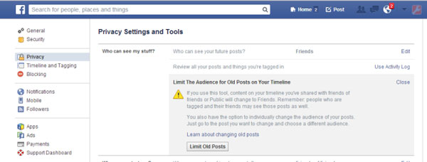 Chọn Limit Past Posts/Giới hạn bài đăng trước đây. Cách "đóng băng" dữ liệu nhạy cảm trên Facebook