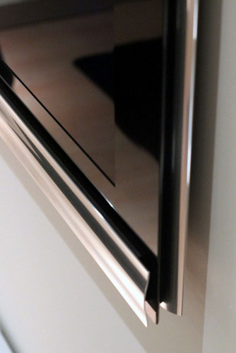 BeoVision 12-65 với kích thước màn hình lên tới 65 inch TV 3D cao cấp giá hơn 700 triệu đồng của Bang & Olufsen ở Việt Nam