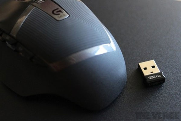 Logitech G602 có thể hoạt động 1400 giờ liên tục