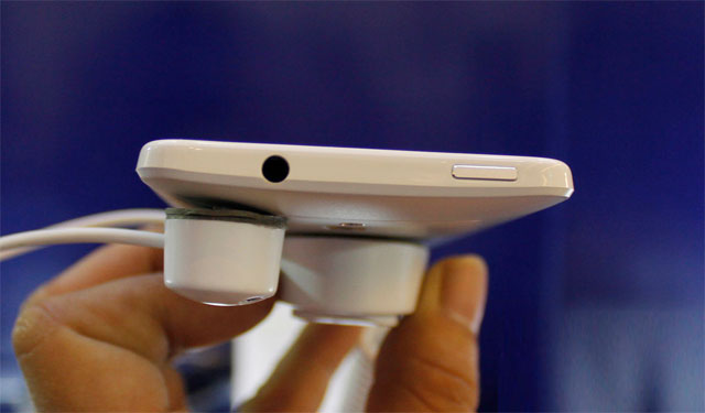 HTC One Mini xuất hiện tại triển lãm VCW 2013