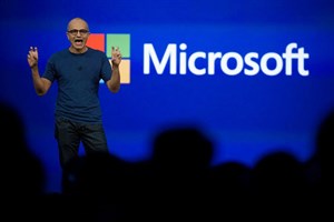 CEO Satya Nadella làm được gì cho Microsoft sau 6 tháng?