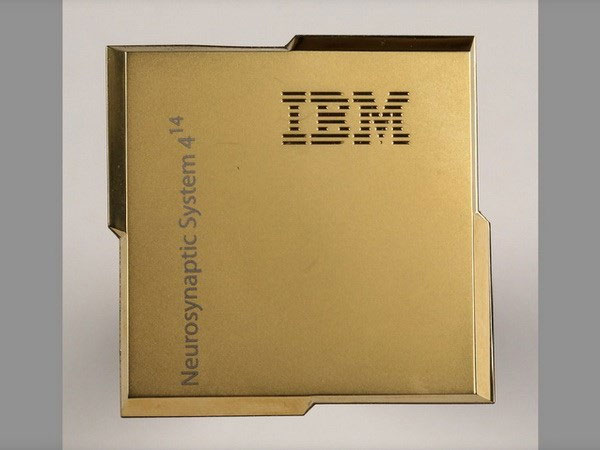 Chip TrueNorth của IBM IBM phát triển vi xử lý bắt chước bộ não con người