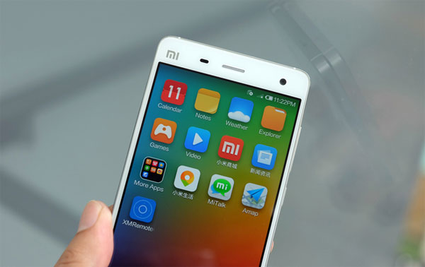 Ba phím cảm ứng cơ bản ở dưới Smartphone nhanh nhất thế giới của Xiaomi về Việt Nam