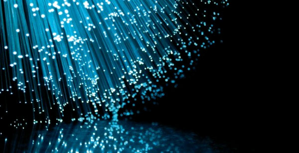 Đã có mạng cáp quang siêu tốc 5TB/giây