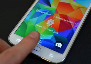 Galaxy Note 4 được trang bị cảm biến bảo mật vân tay mở rộng