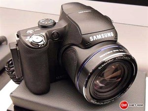 Samsung ra máy ảnh siêu zoom 24x