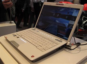 Toshiba Ducati U500 - laptop 'xe đua'