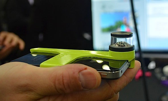 Phụ kiện máy ảnh “độc” cho iPhone
