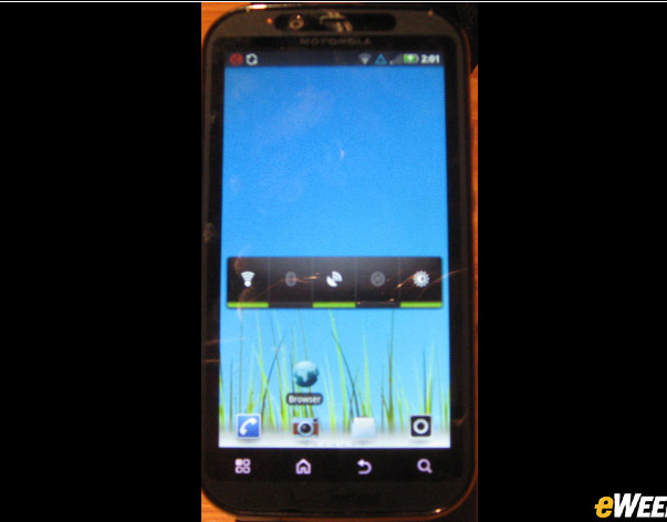 Smartphone nào "hot" nhất cuối năm 2011?