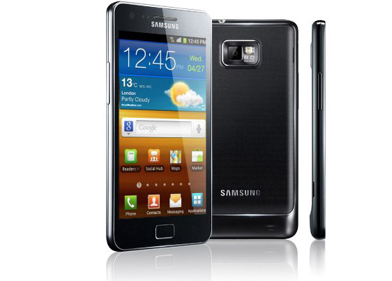 Smartphone nào "hot" nhất cuối năm 2011?