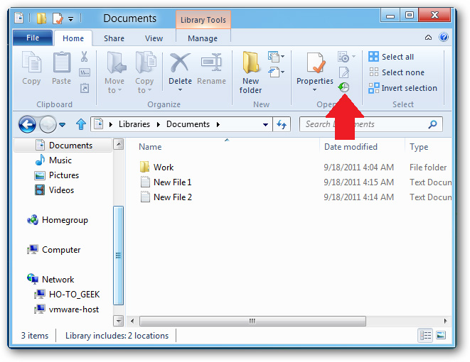 Nhấn nút File History