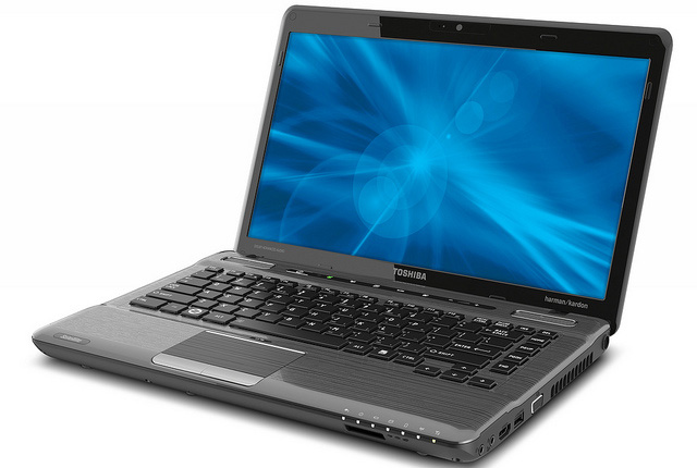 Toshiba ra loạt notebook giá rẻ