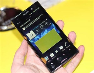 Xperia Ion và Acro S chính hãng giá 14 triệu