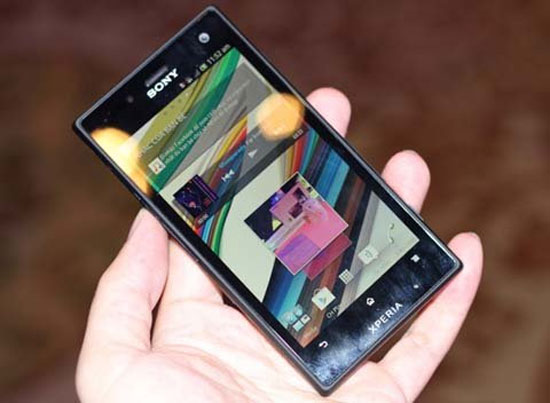 Xperia Ion và Acro S chính hãng giá 14 triệu
