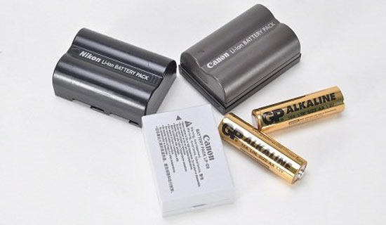 Tăng thời gian dùng pin máy ảnh hiệu quả