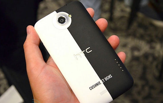 HTC One X bản đặc biệt xuất hiện trên eBay