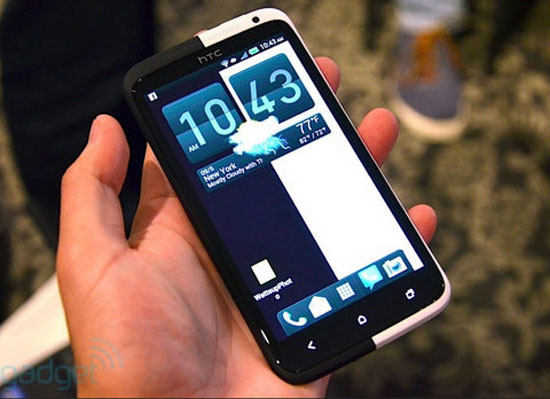 HTC One X bản đặc biệt xuất hiện trên eBay