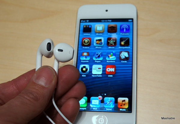 So sánh từng chi tiết của iPhone 5 với iPhone 4S