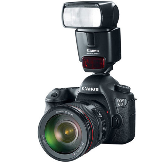 Canon trình làng 6D, máy full-frame có Wi-Fi, GPS giá 2.099 USD