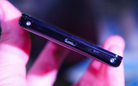 Smartphone 4 lõi cao cấp nhất của LG giá 900 USD