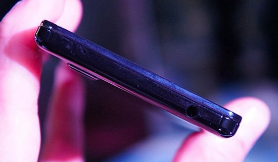 Smartphone 4 lõi cao cấp nhất của LG giá 900 USD