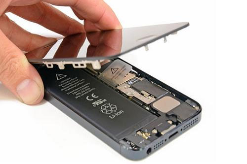“Mổ bụng” soi mọi chi tiết bên trong iPhone 5