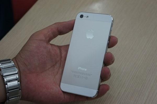 iPhone 5 bản thương mại chính thức về Việt Nam