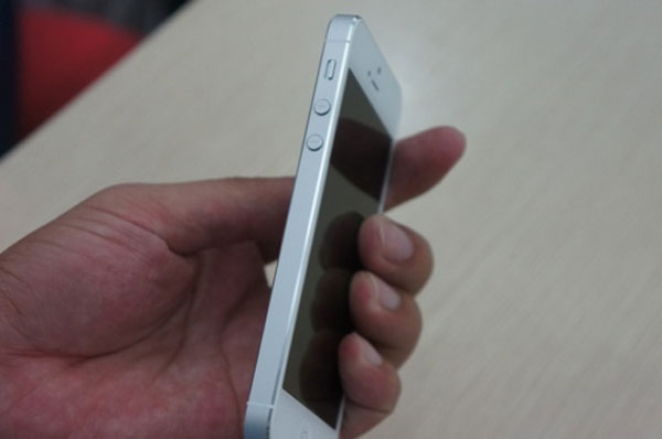 iPhone 5 bản thương mại chính thức về Việt Nam