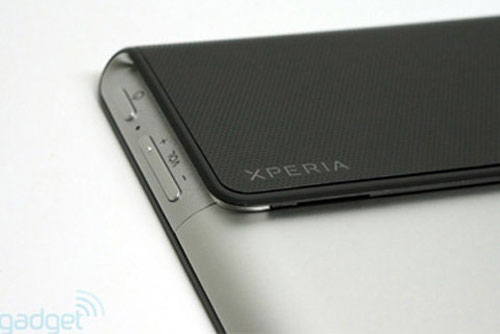 "Đập hộp" Sony Xperia Tablet S