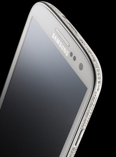 Galaxy S III phiên bản đính đá Swarovski đầu tiên giá 2.700 USD